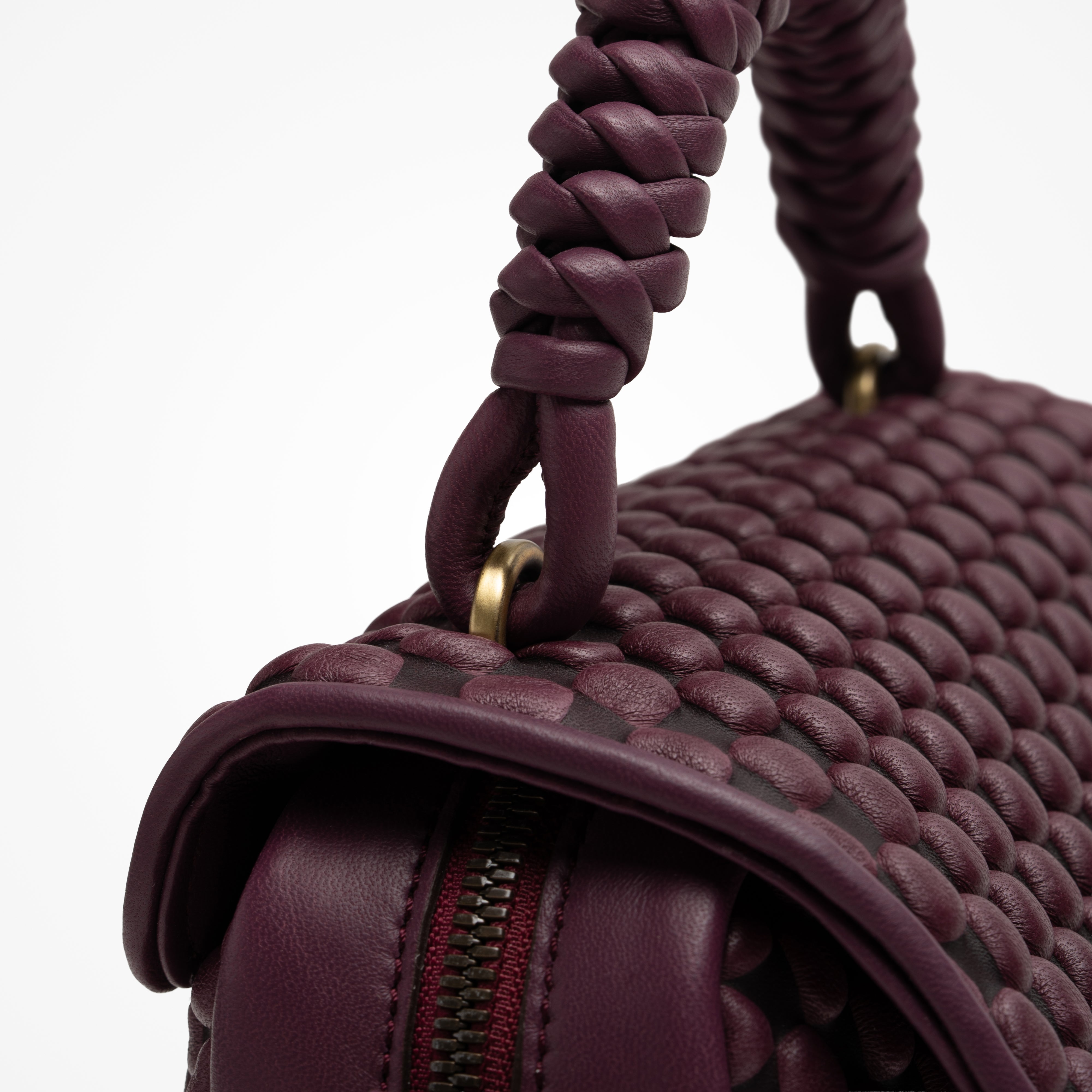 #color_aubergine