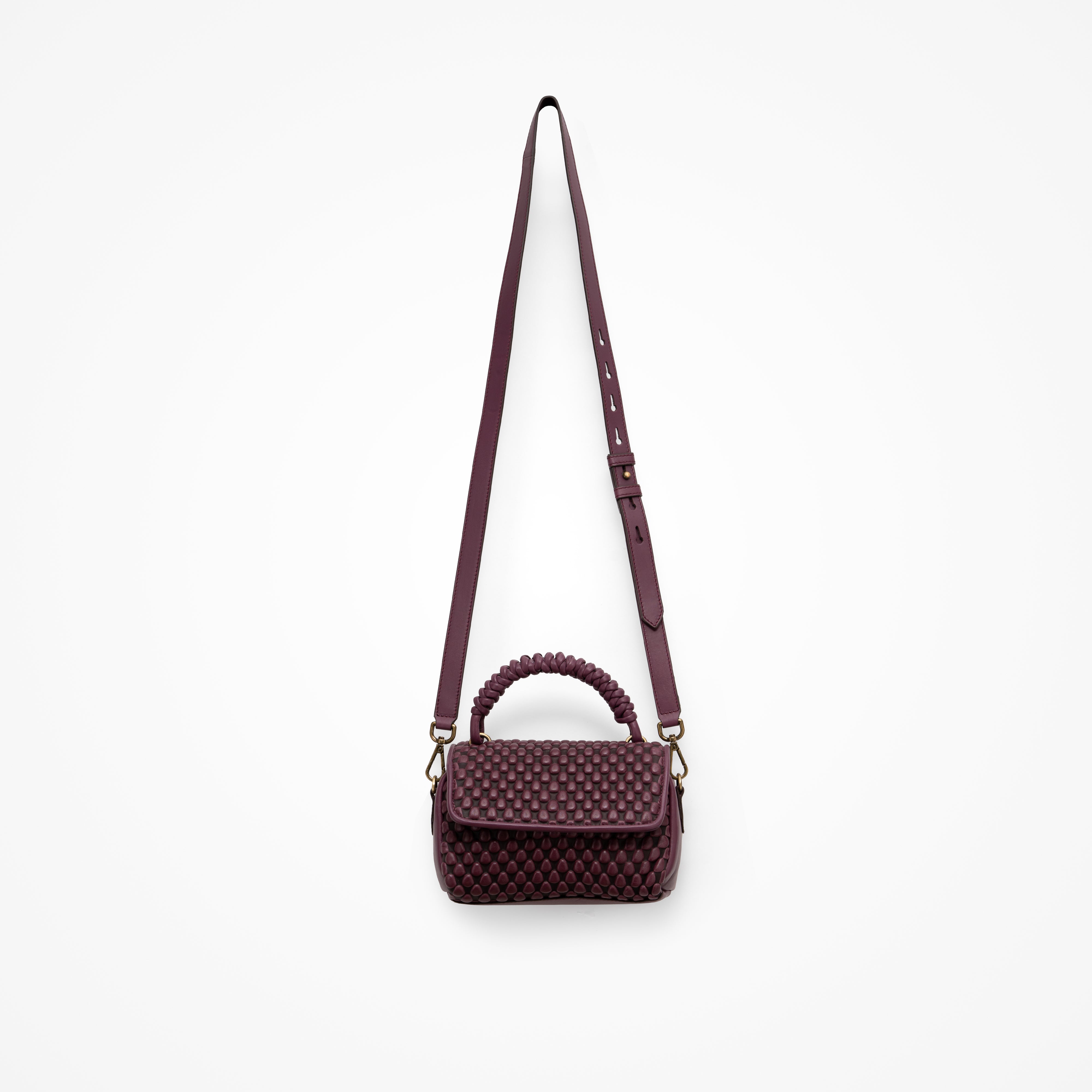 #color_aubergine