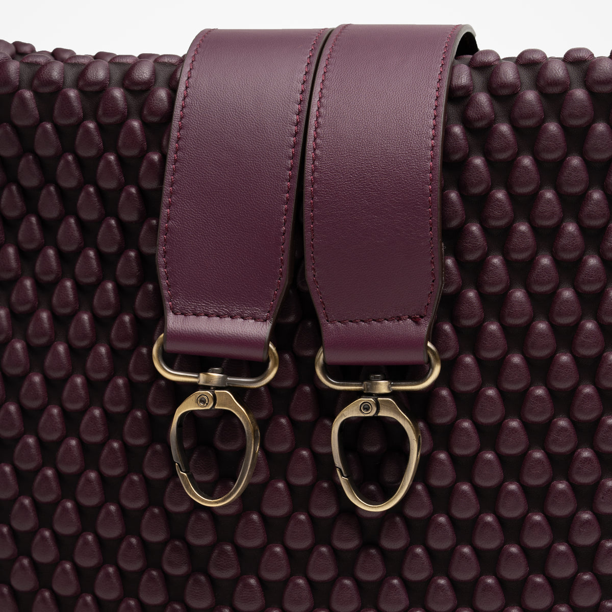 #color_aubergine
