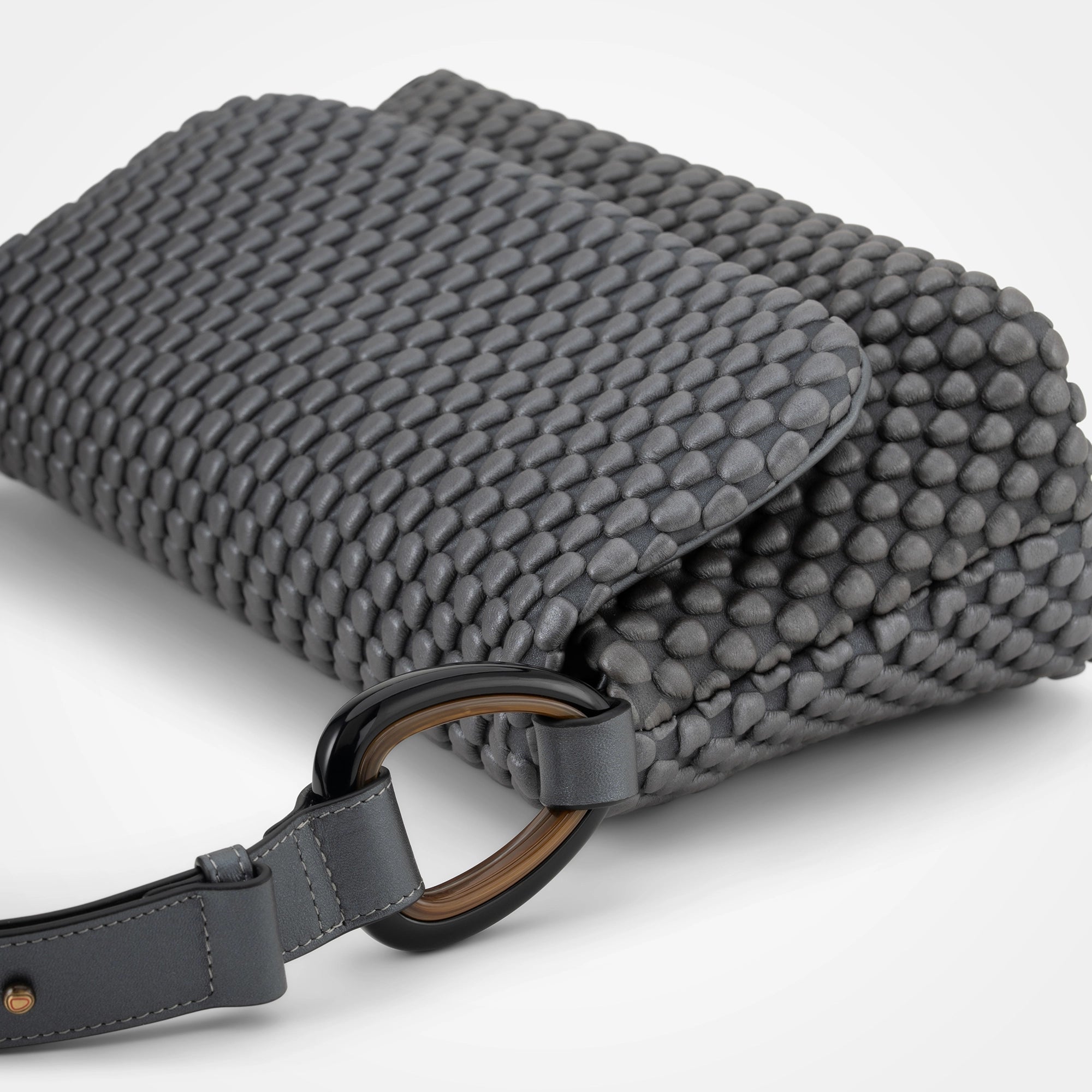 #color_steel grey nacré