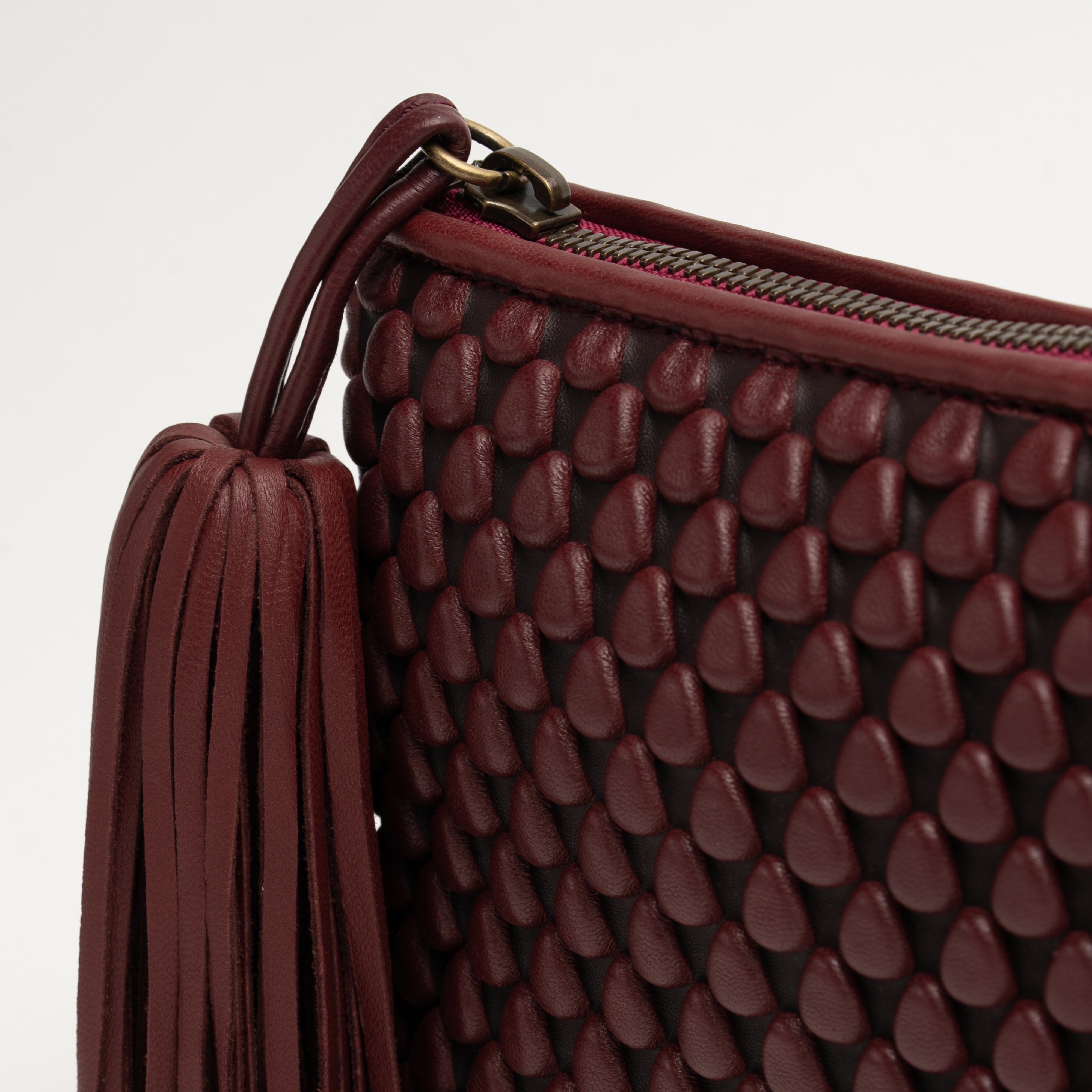 #color_bordeaux b