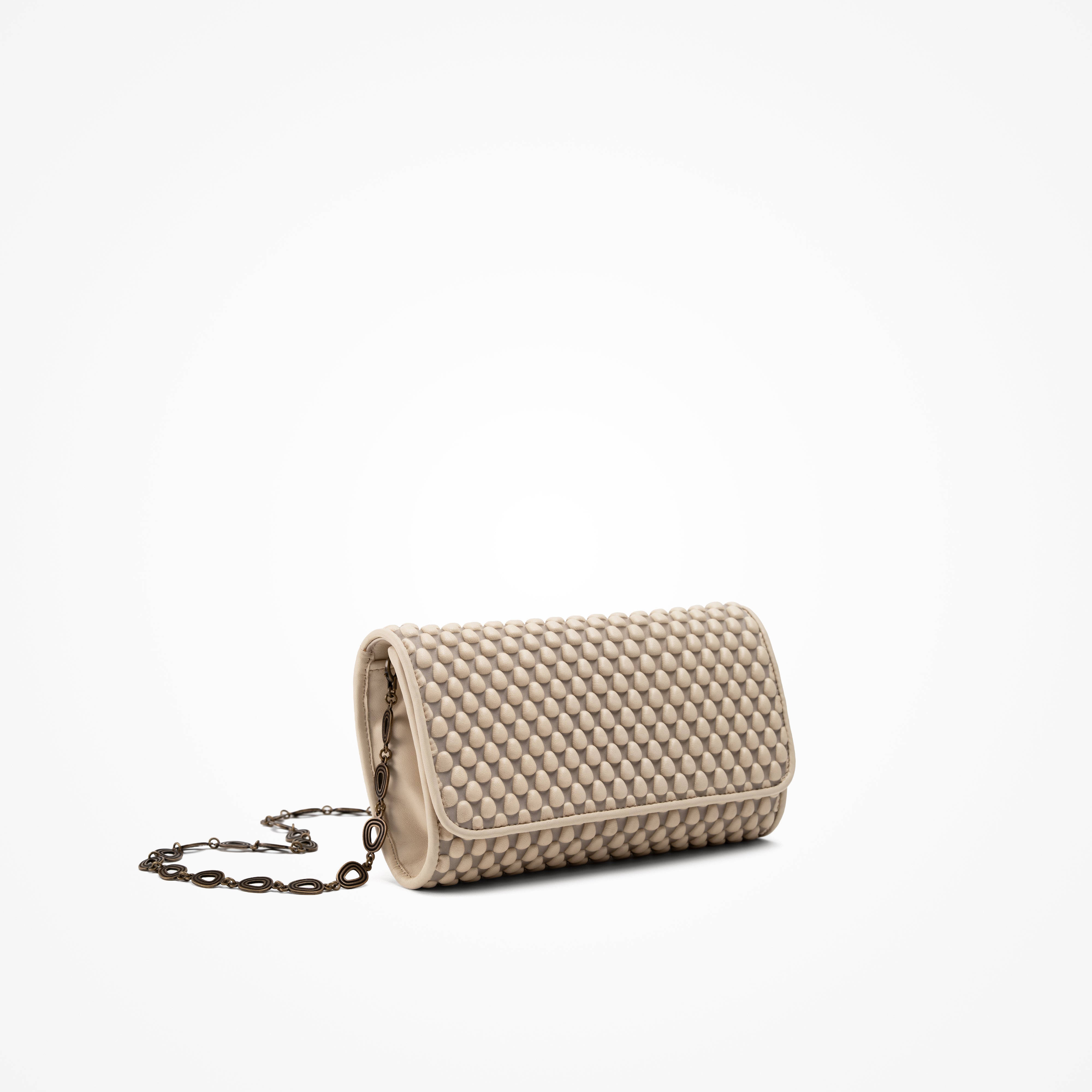#color_cream beige