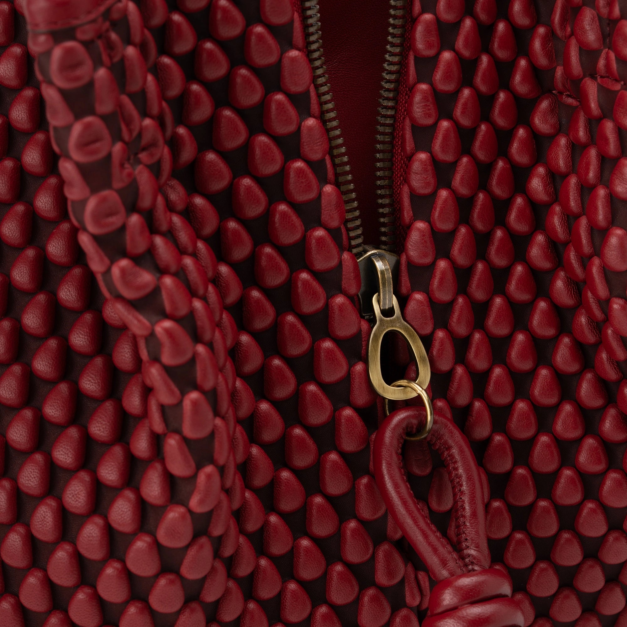 #color_new classic red