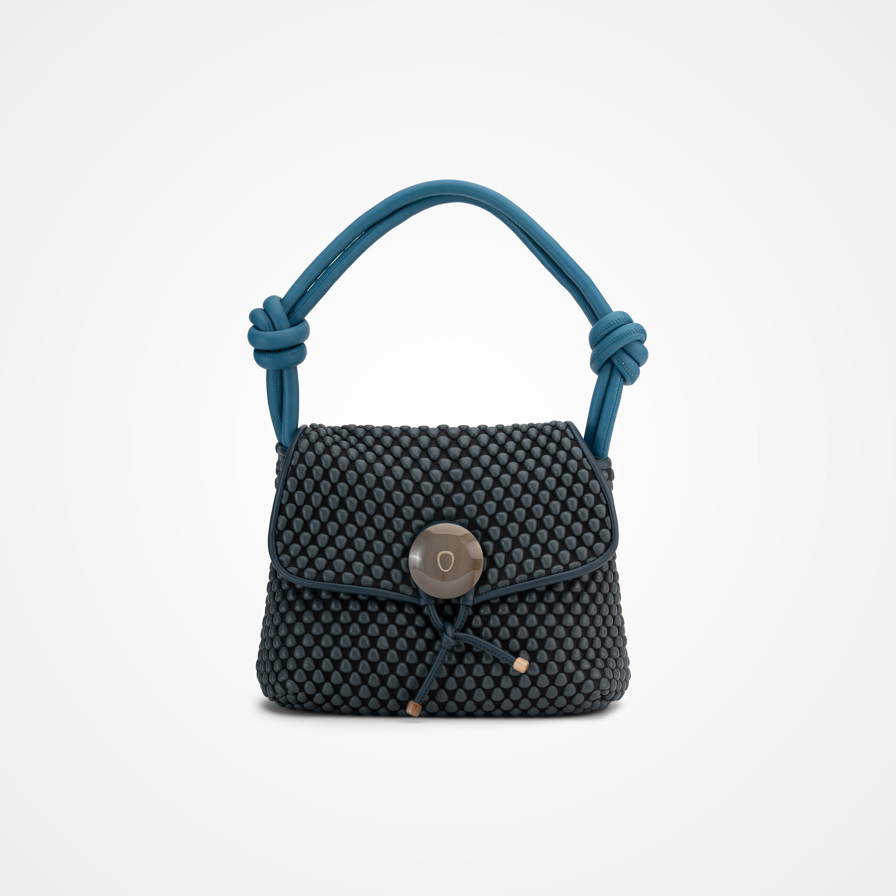 #color_assisi blue / coral blue