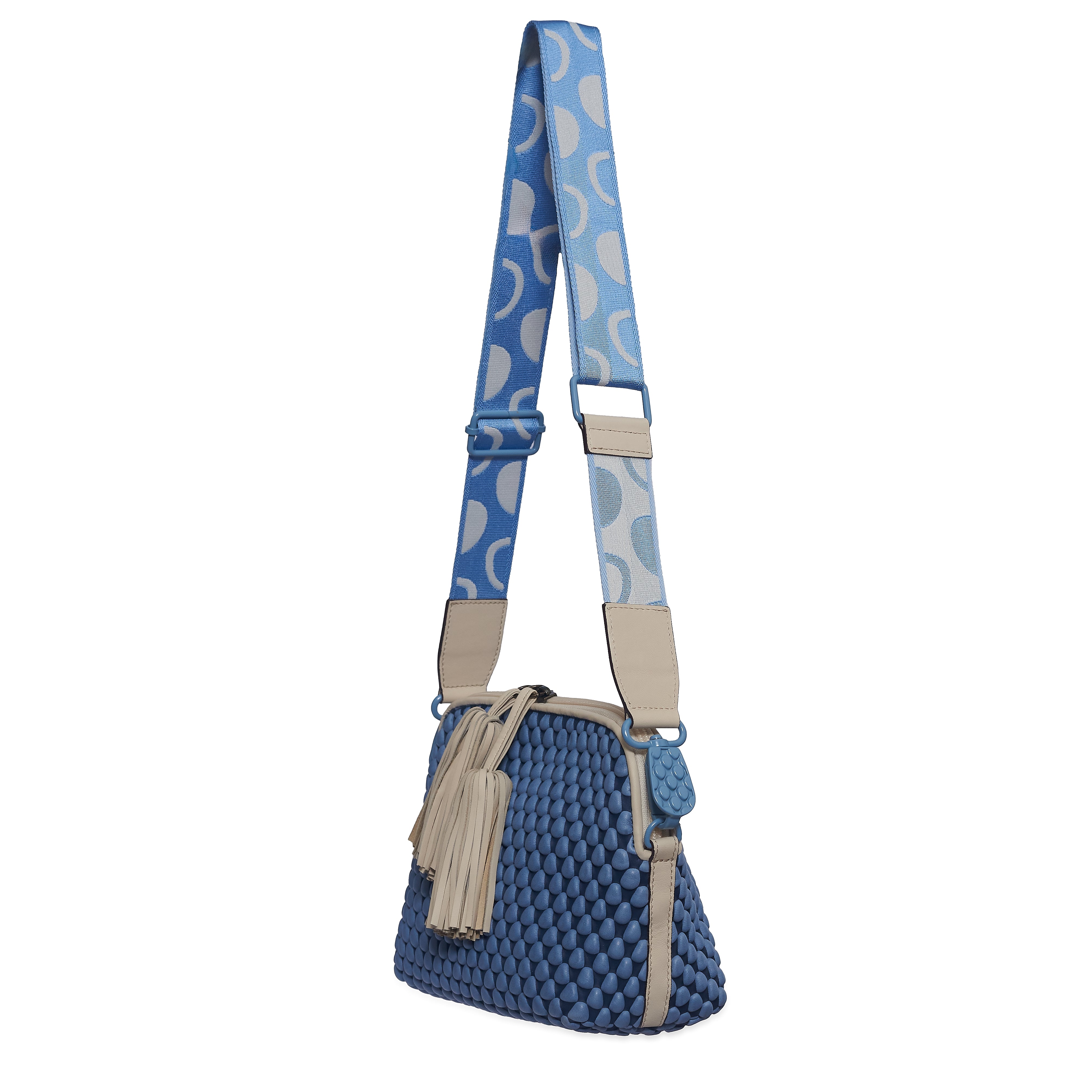 #color_sky blue / cream beige