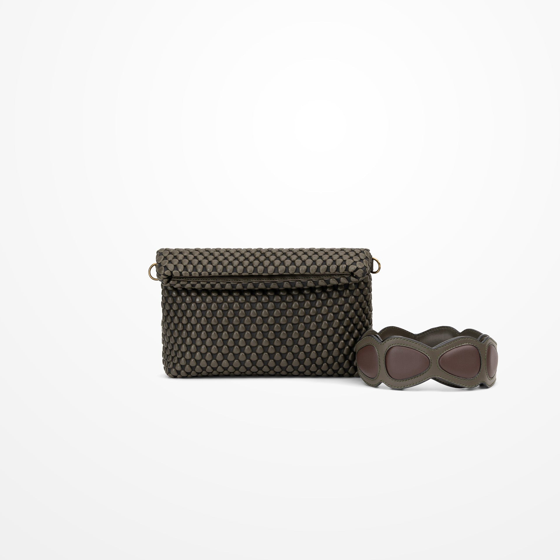 #color_loden green / dark brown