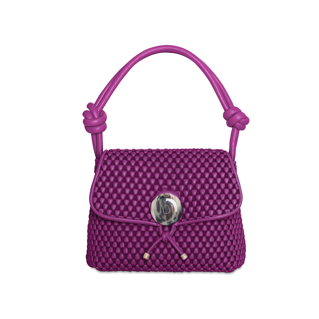 #color_plum