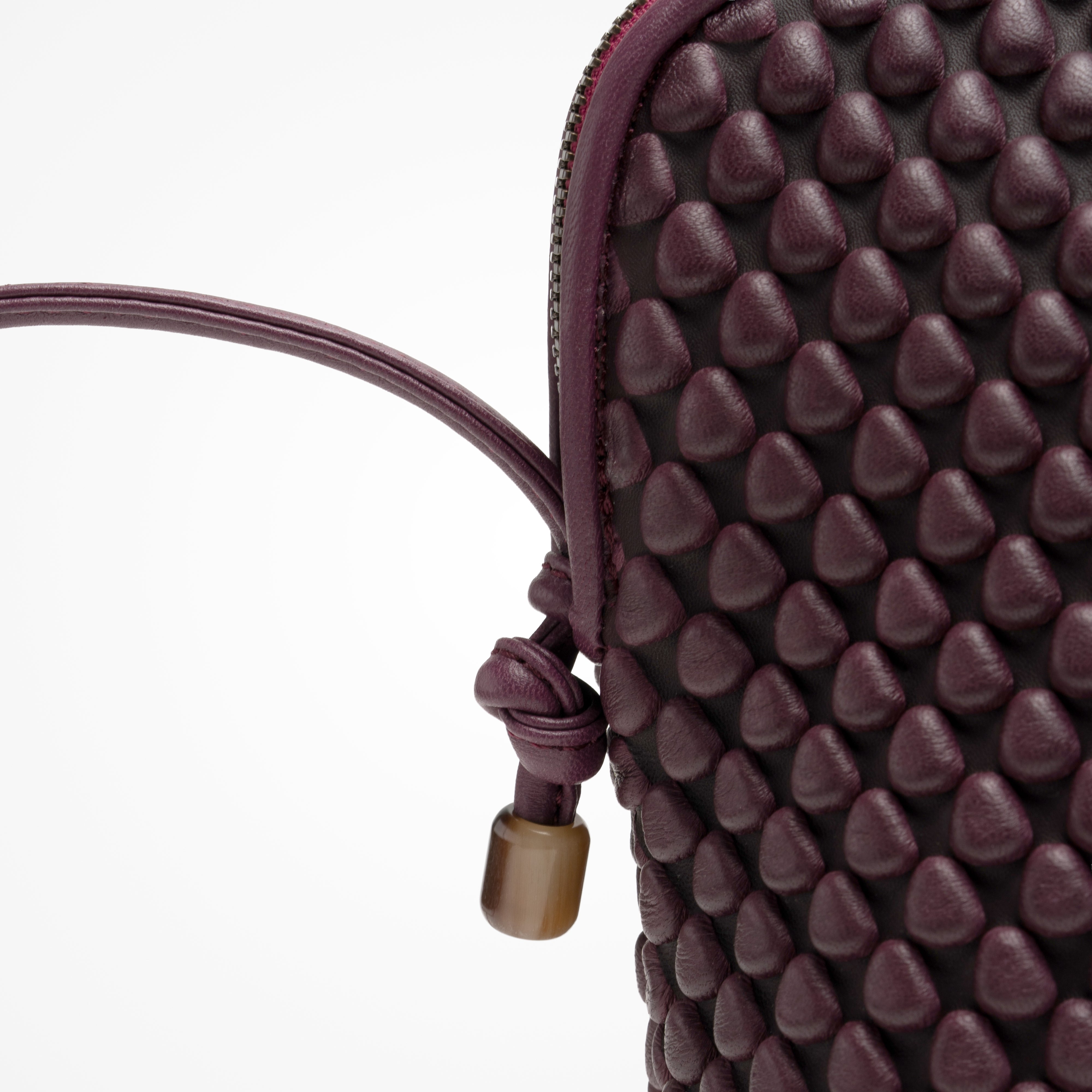 #color_aubergine