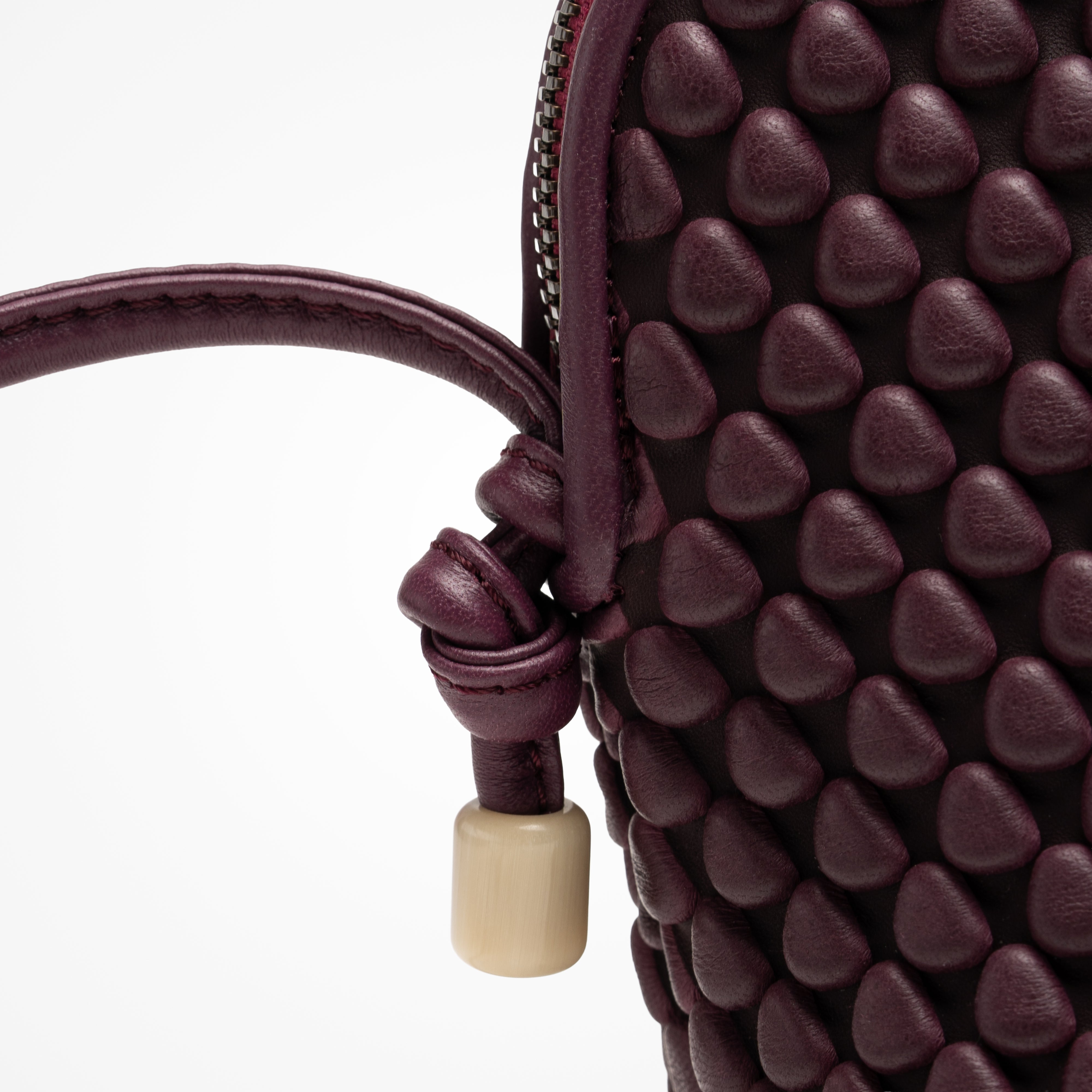 #color_aubergine