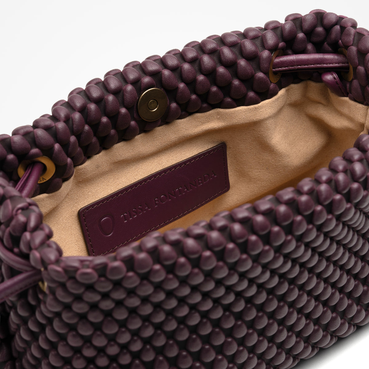 #color_aubergine