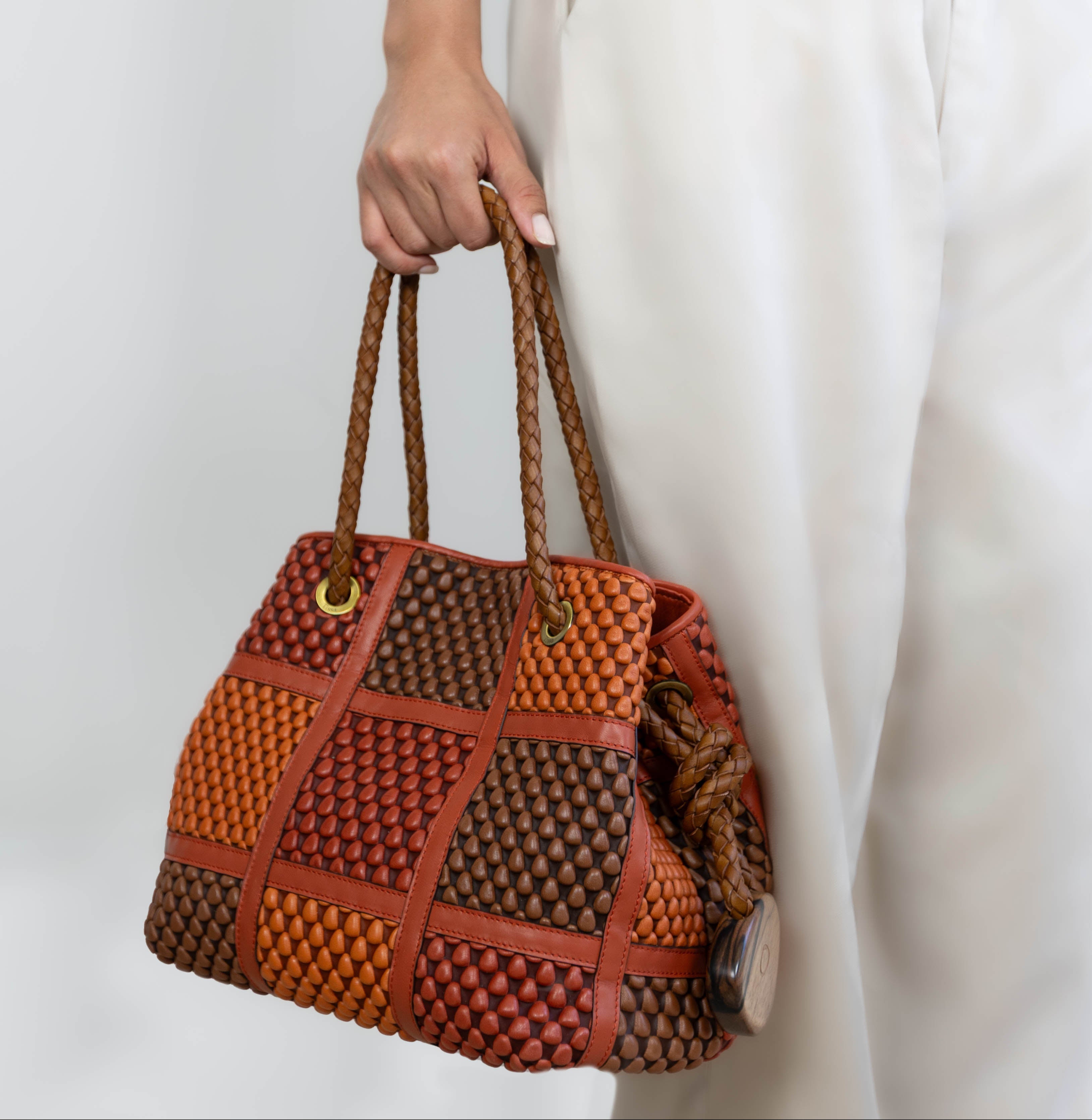 BUCKET BAG SMALL