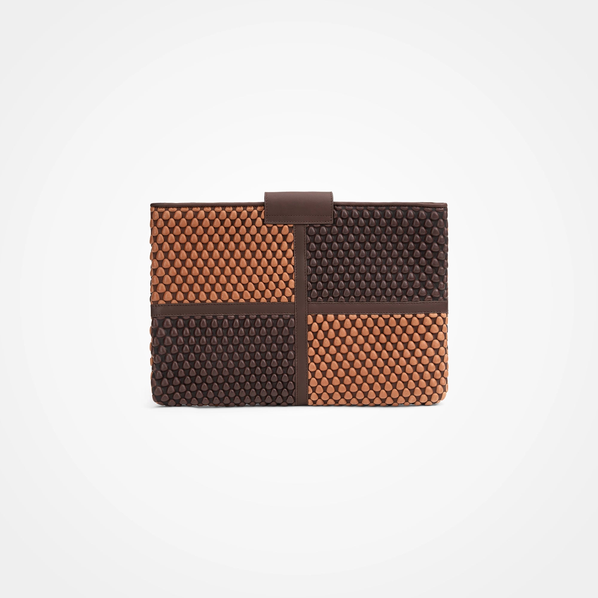 #color_Caramel / Dark Brown