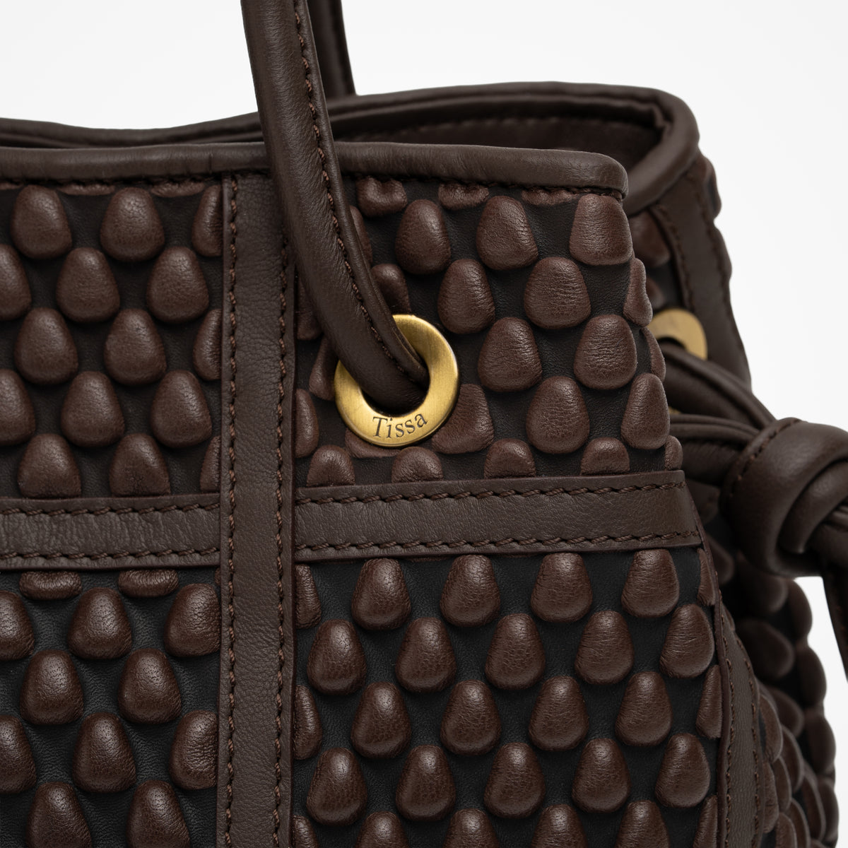 #color_dark brown