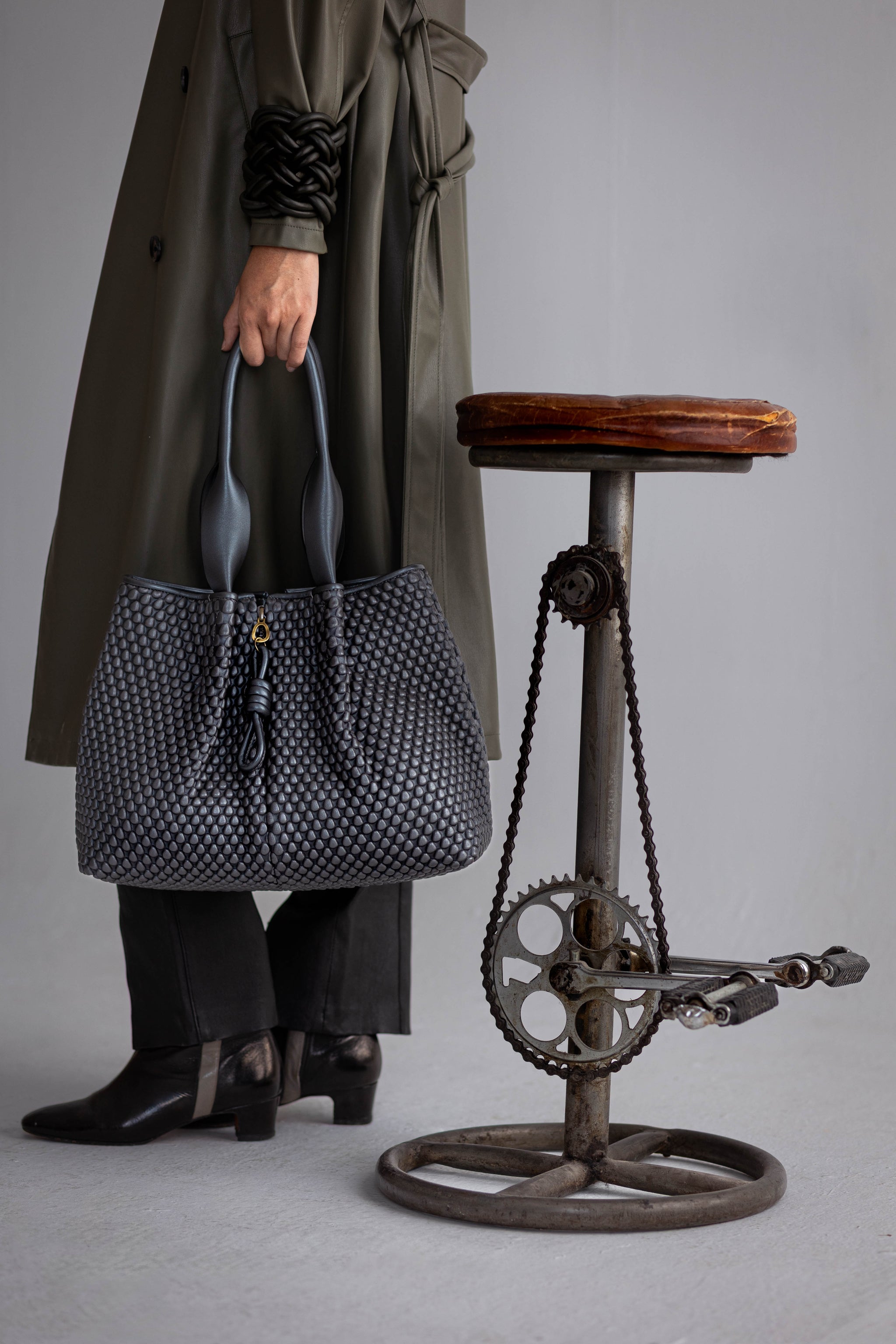 TISSA FONTANEDA ハンドバッグ グレー Tissa Fontaneda´s luxury nappa bubble handbags from Madrid